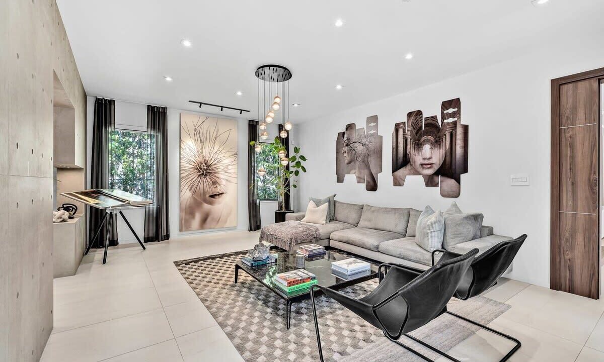 Photo of Others in La Gorce