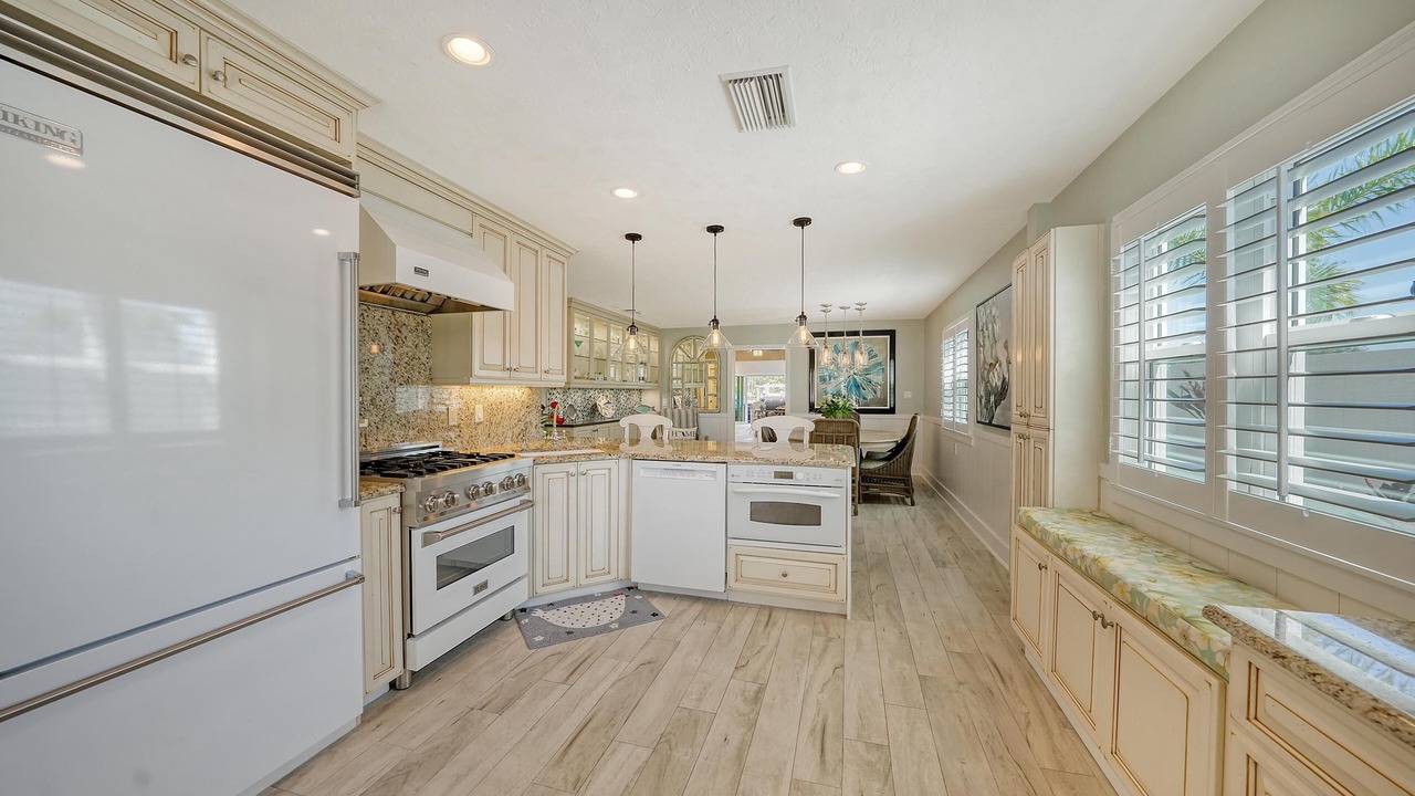 Photo of Kitchen in Longbeach Village