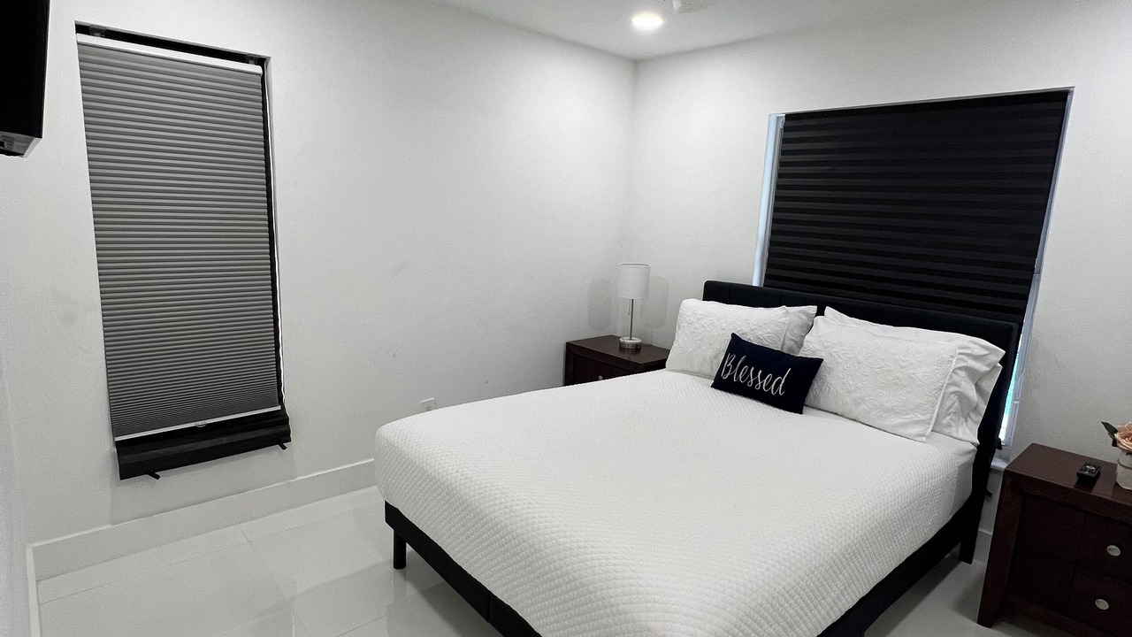 Photo of Bedroom in Willoughby Acres