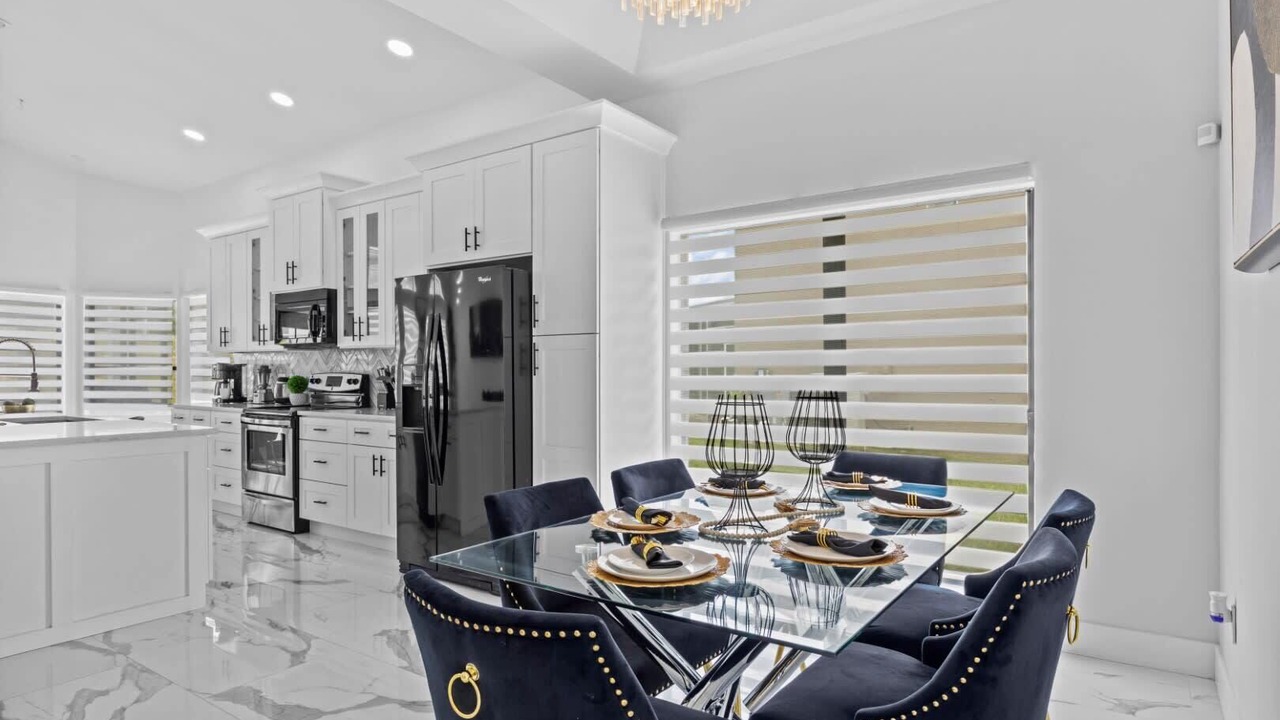 Photo of Kitchen in Lake Davenport Estates