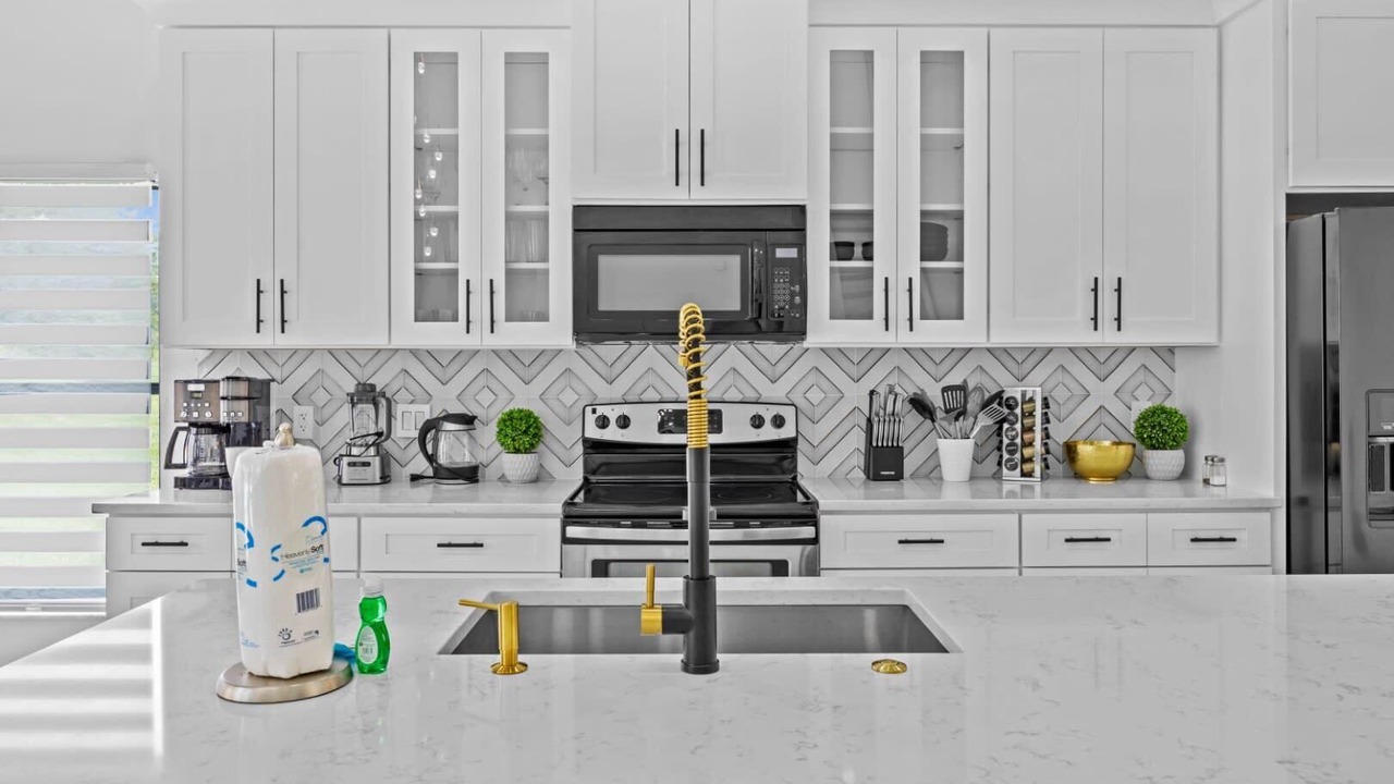 Photo of Kitchen in Lake Davenport Estates