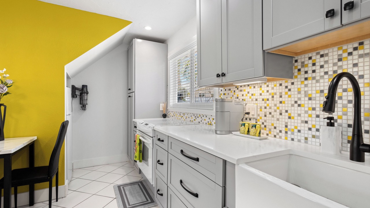Photo of Kitchen in Longbeach Village