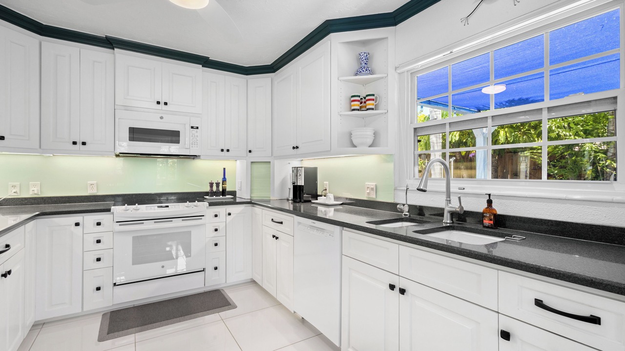 Photo of Kitchen in Longbeach Village