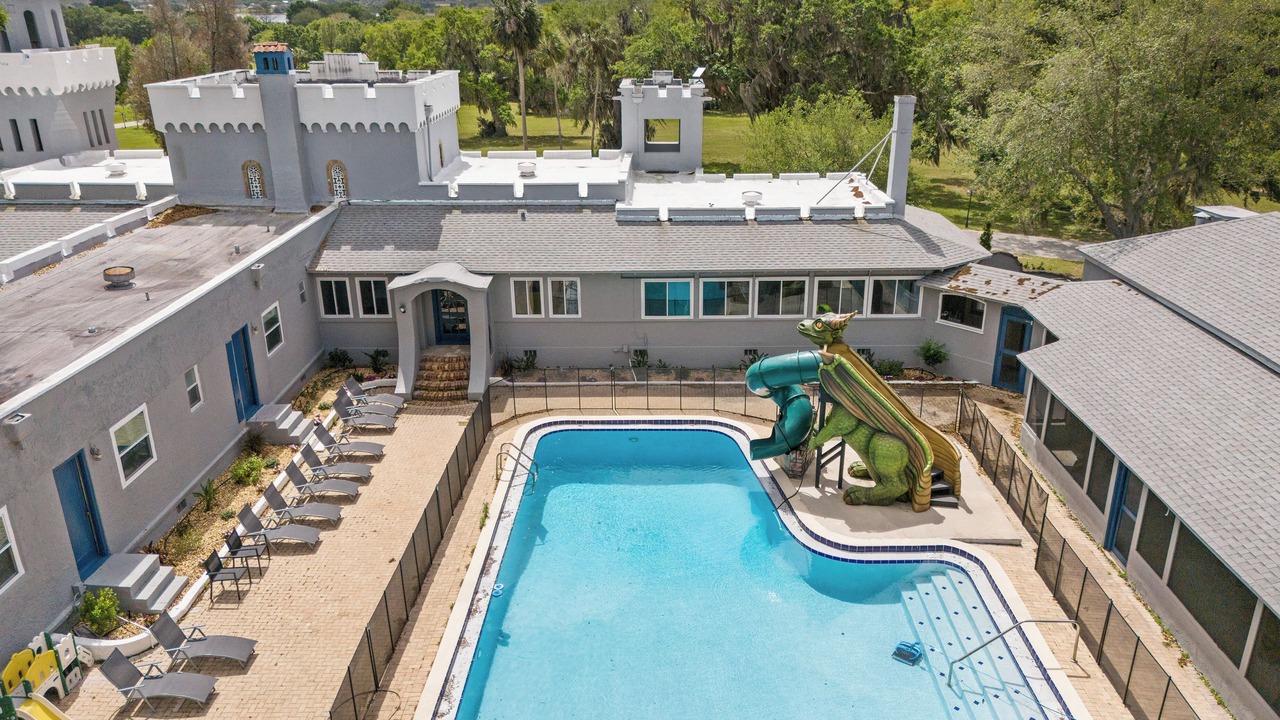 Photo of Outdoor in Highland Park