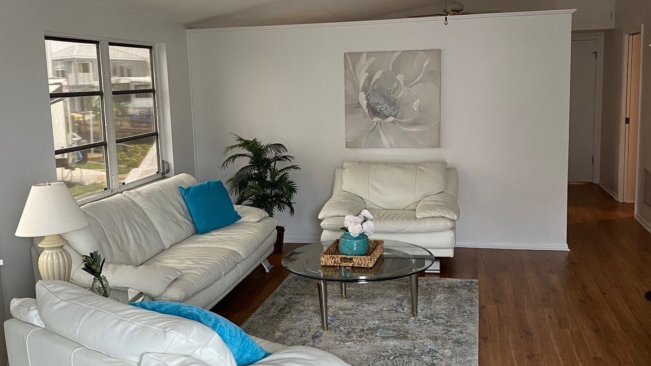 Photo of Livingroom in Nettles Island