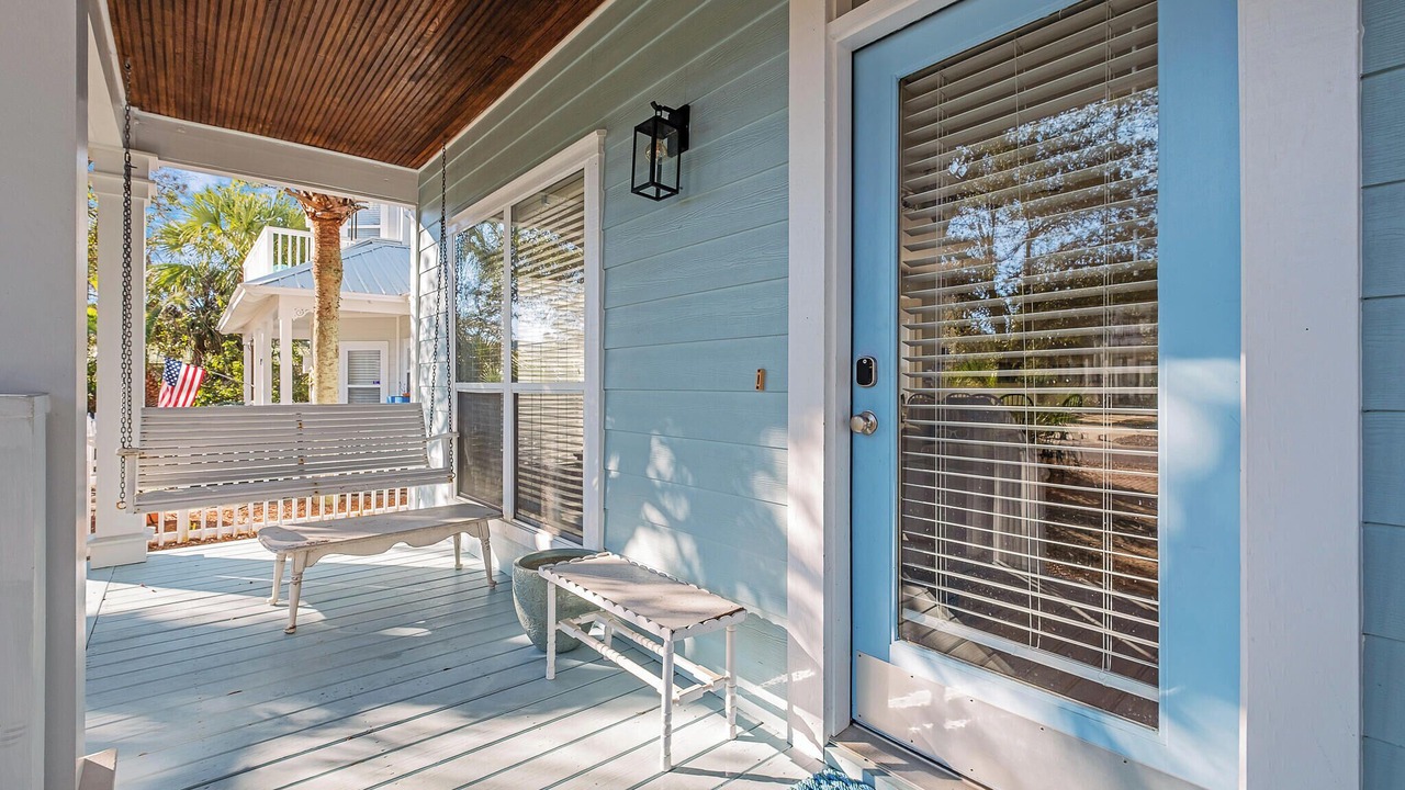 Photo of Patio Balcony in Village of Sugar Beach