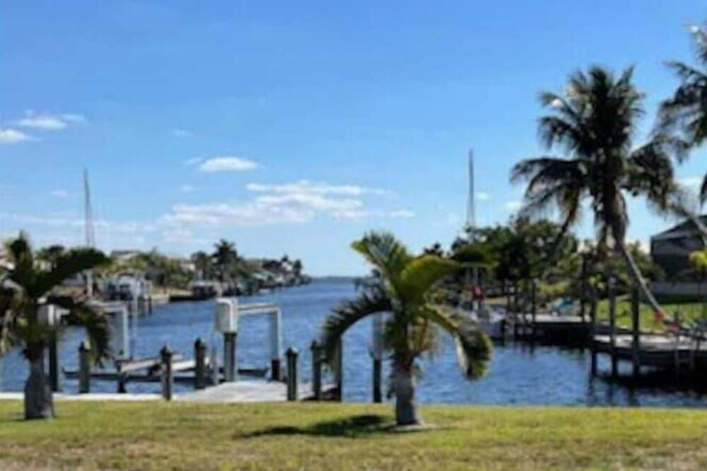 Photo of Outdoor in Edgewater