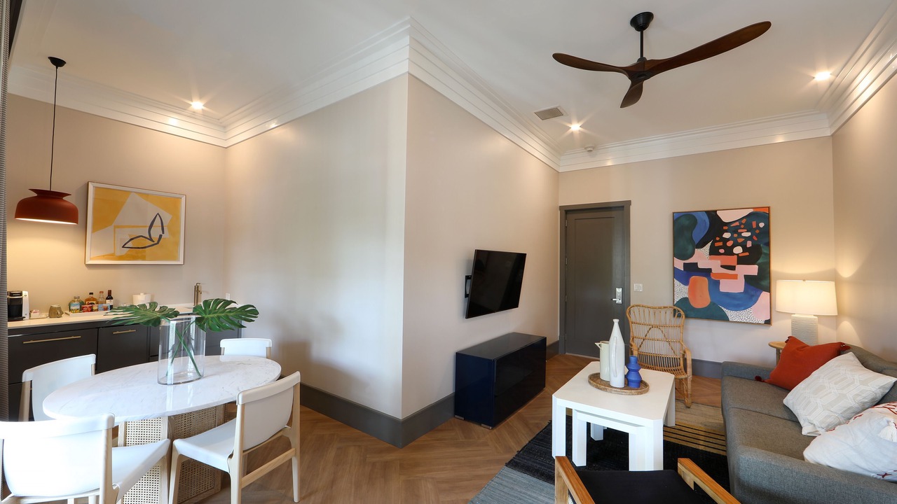 Photo of Livingroom in Historic Seaport