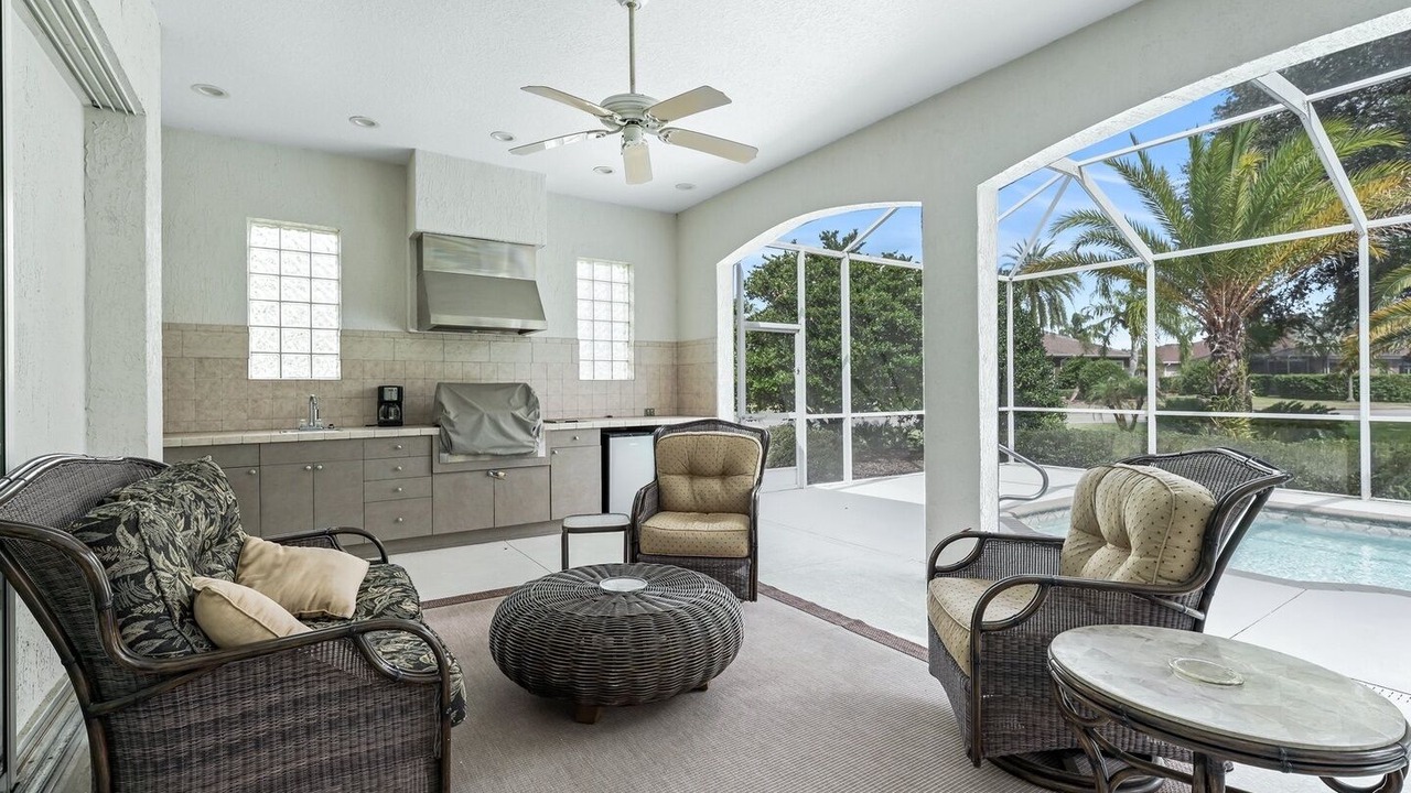 Photo of Livingroom in Lake Sumter Landing