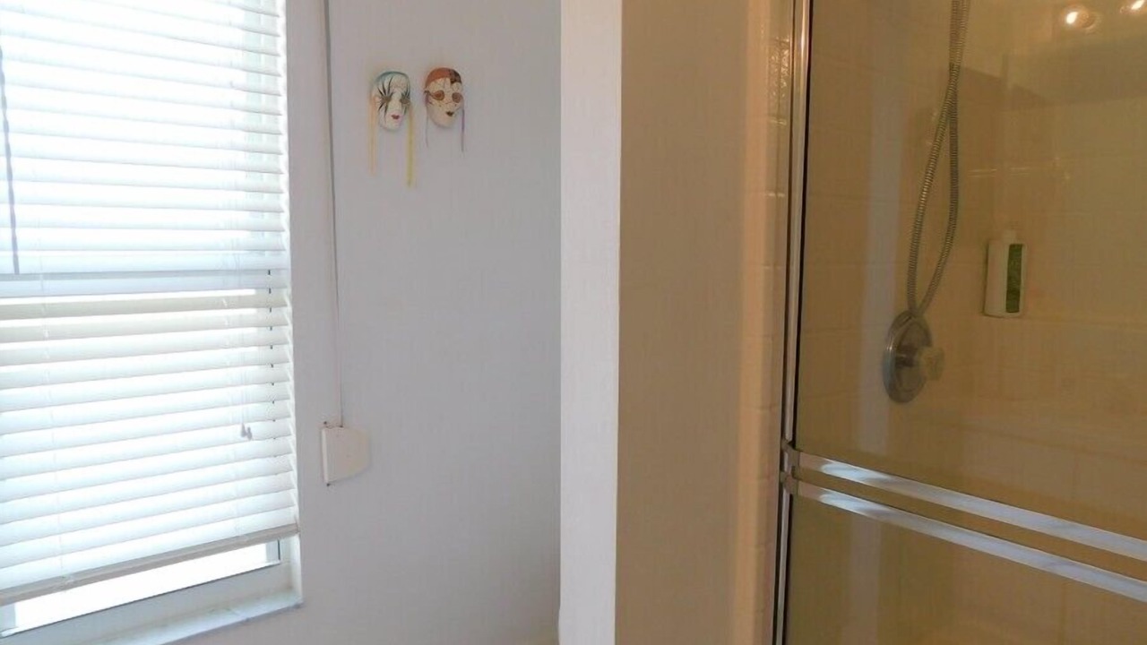 Photo of Bathroom in Beachwalk Isles