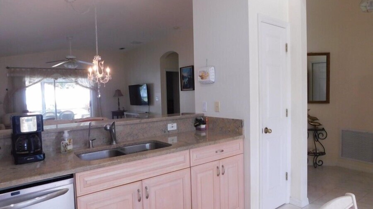 Photo of Kitchen in Beachwalk Isles