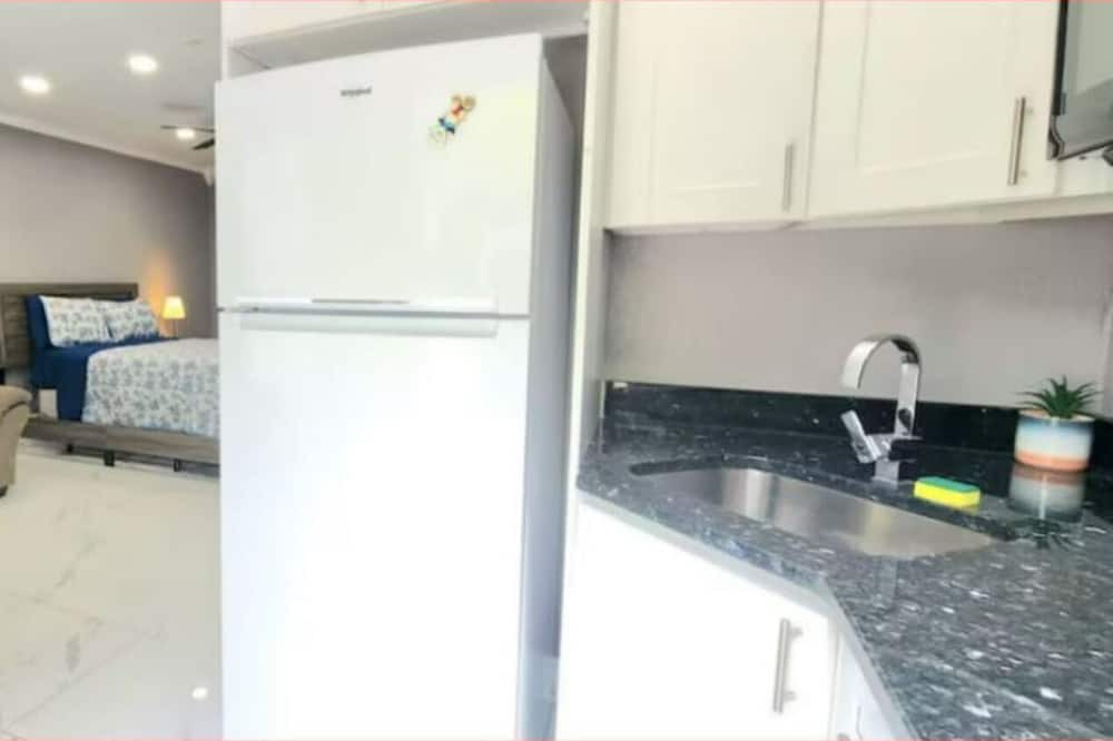 Photo of Kitchen in Egypt Lake-Leto
