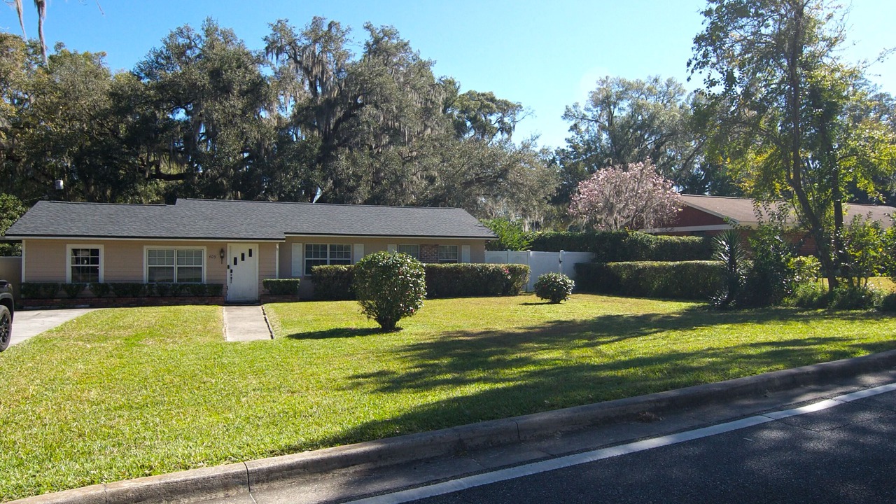 Photo of Outdoor in Fort King District