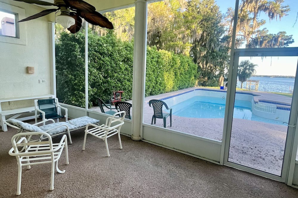 Photo of Outdoor in Lakeside