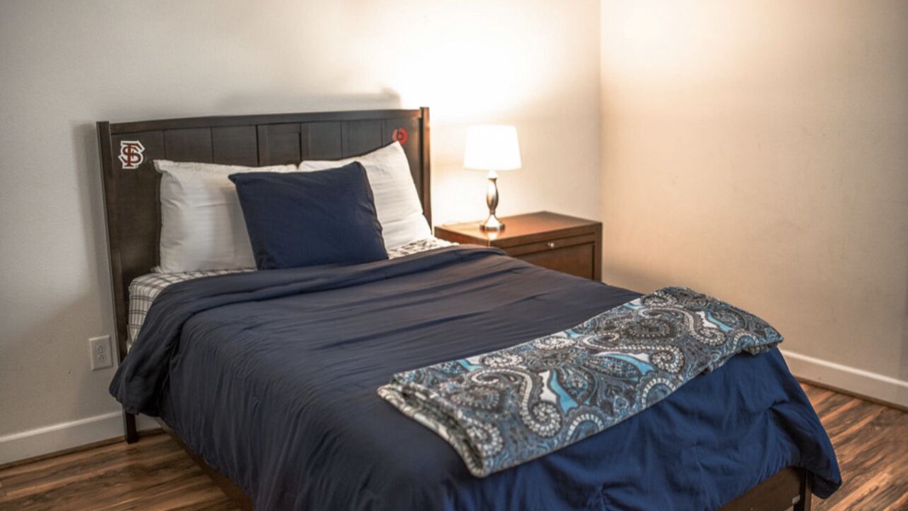 Photo of Bedroom in Riverview