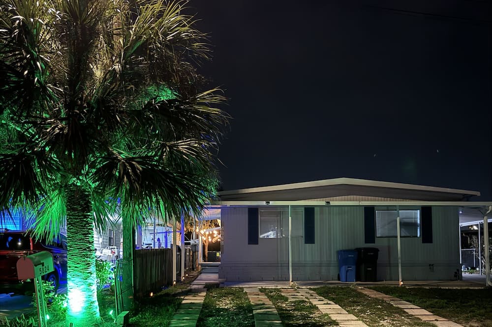 Photo of Outdoor in Tampa
