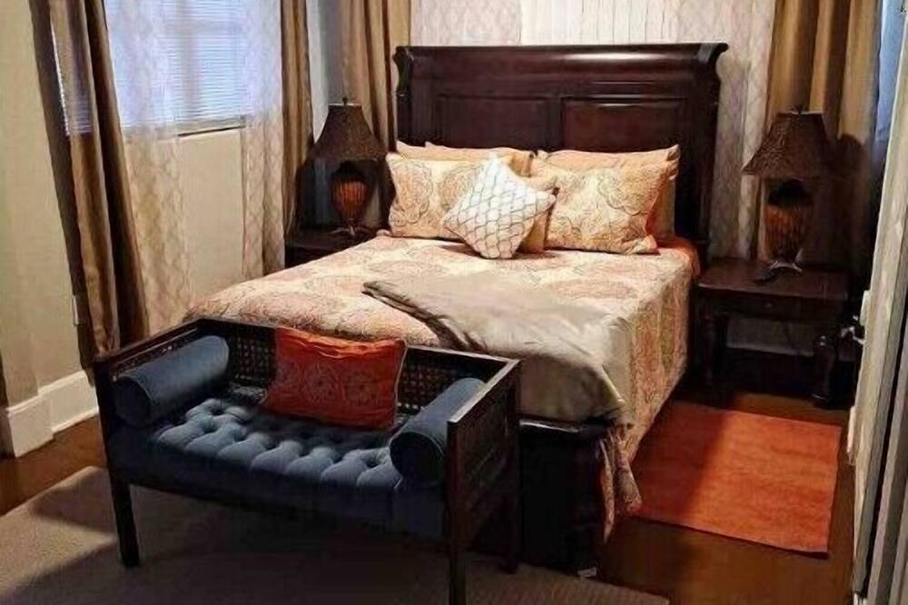 Photo of Bedroom in Kingston