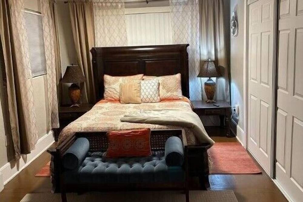 Photo of Bedroom in Kingston