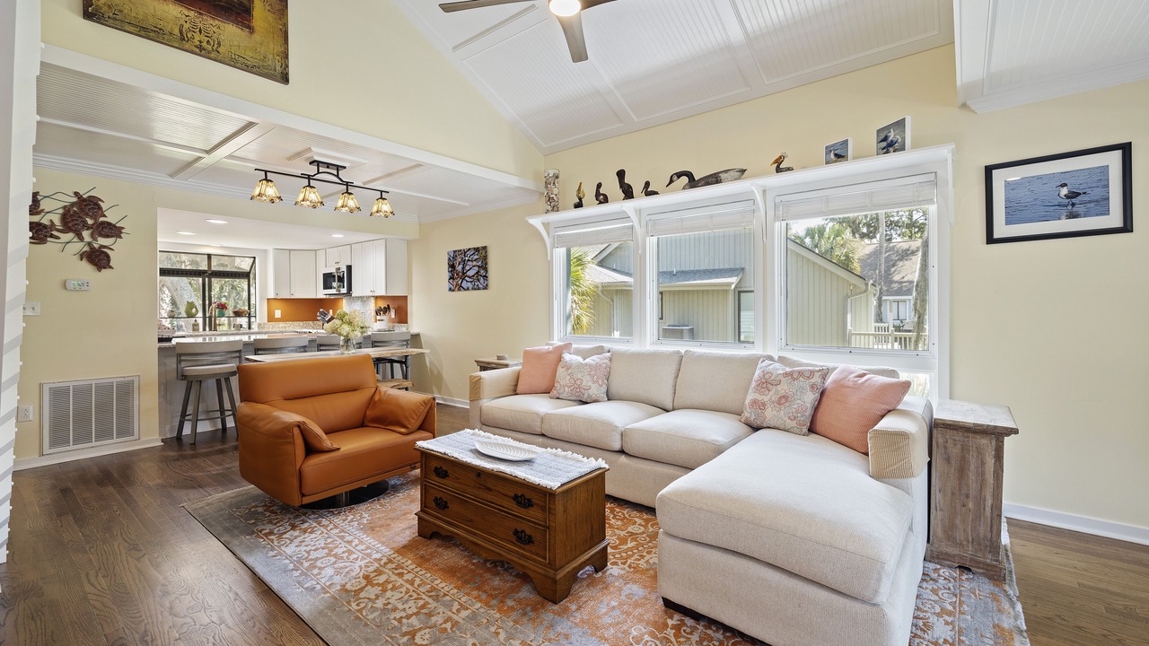 Photo of Livingroom in Ocean Ridge