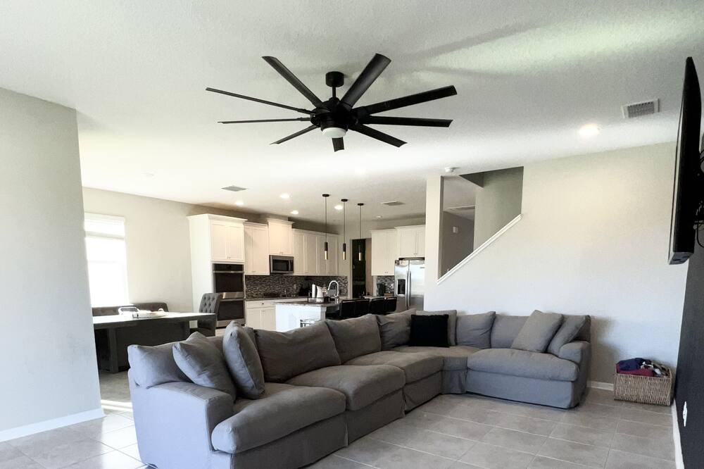 Photo of Livingroom in Zephyrhills
