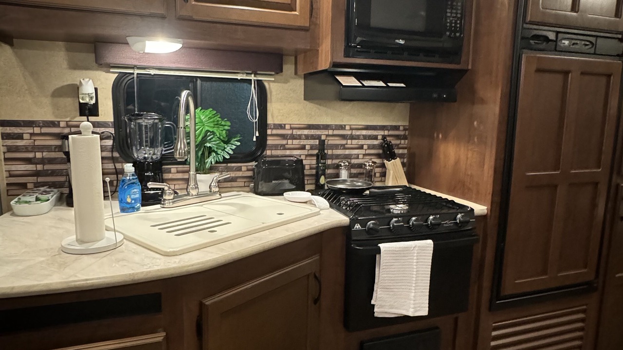 Photo of Kitchen in Lehigh Acres