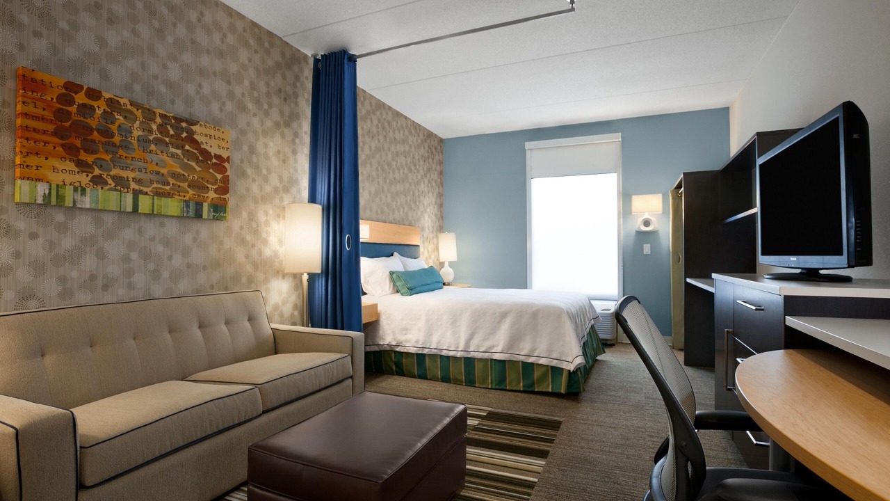 Photo of Bedroom in Winter Garden