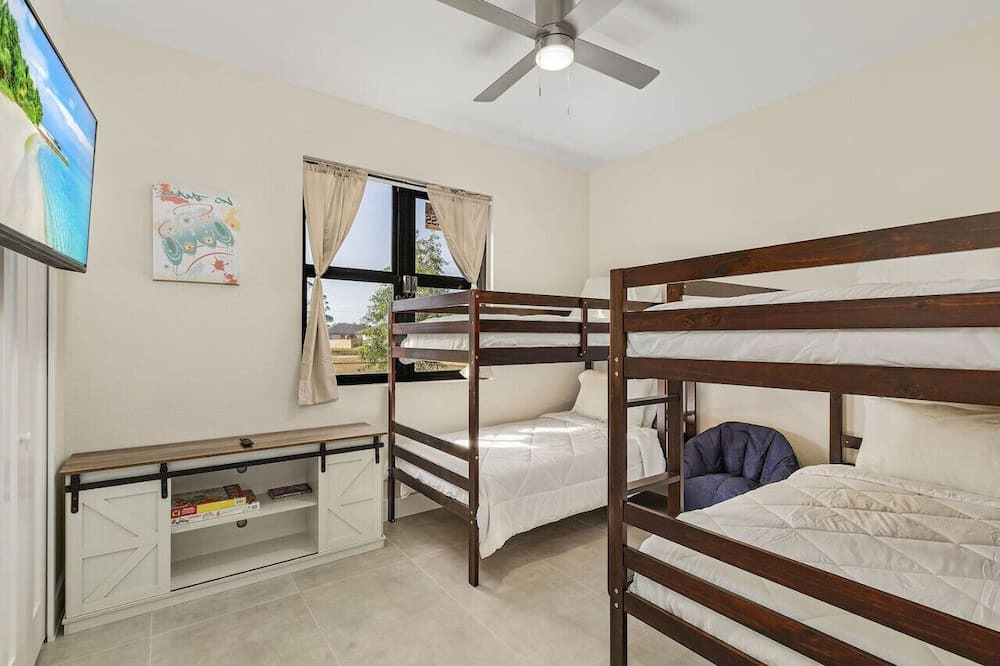 Photo of Bedroom in Burnt Store