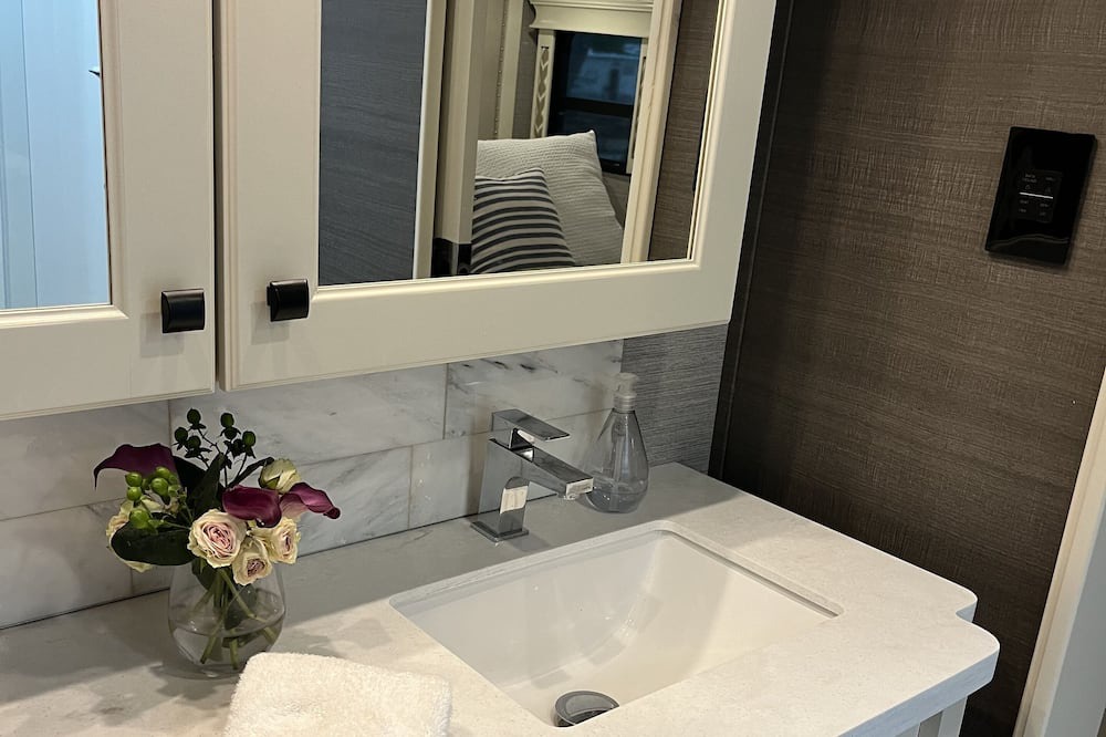Photo of Bathroom in Big Pine Key