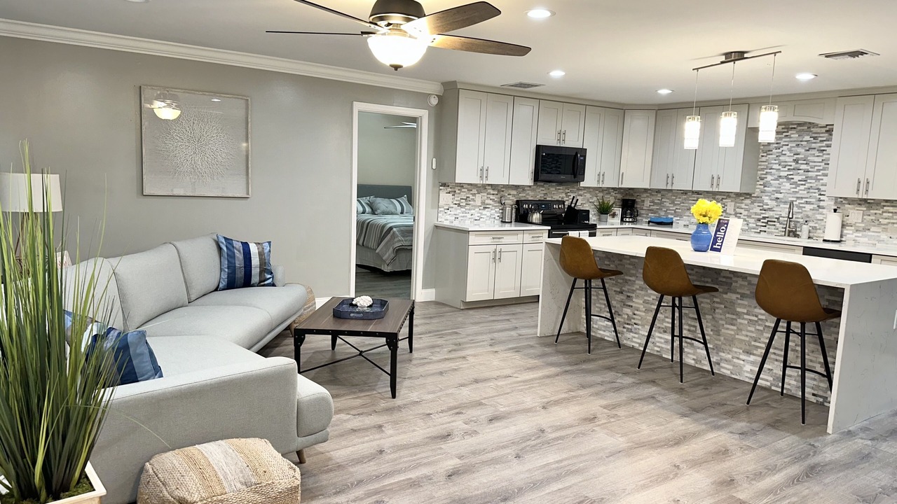 Photo of Livingroom in Royal Palm Beach