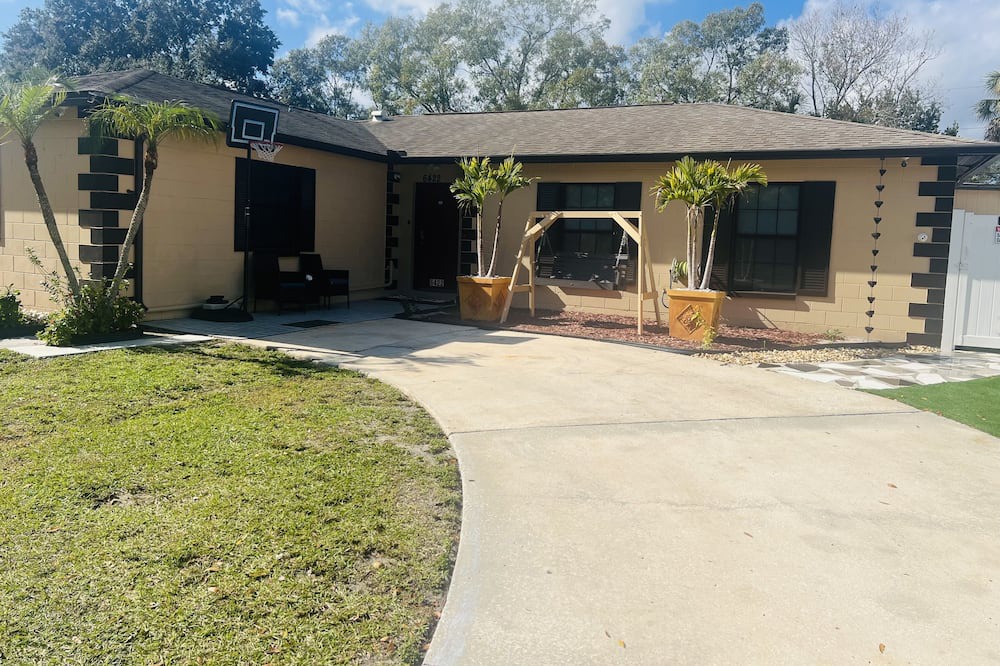 Photo of Outdoor in Town N County Park