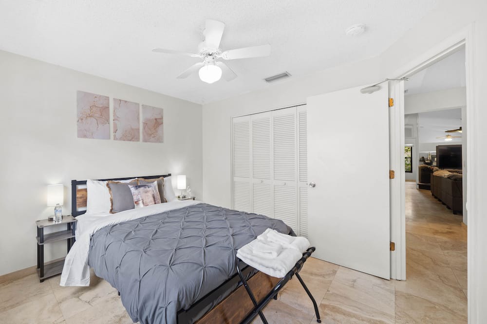 Photo of Bedroom in Fruitville