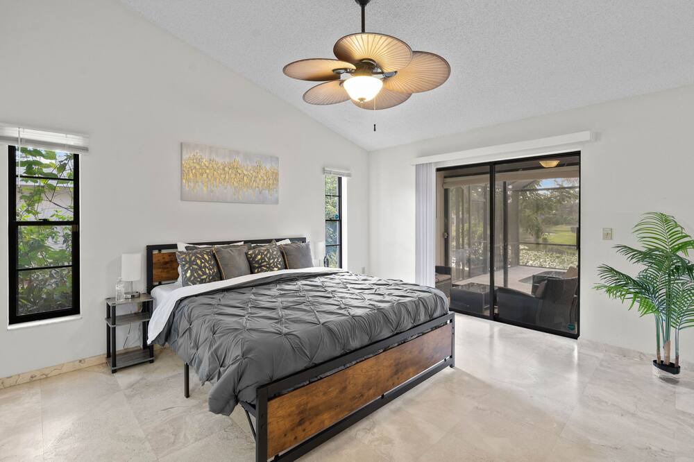 Photo of Bedroom in Fruitville