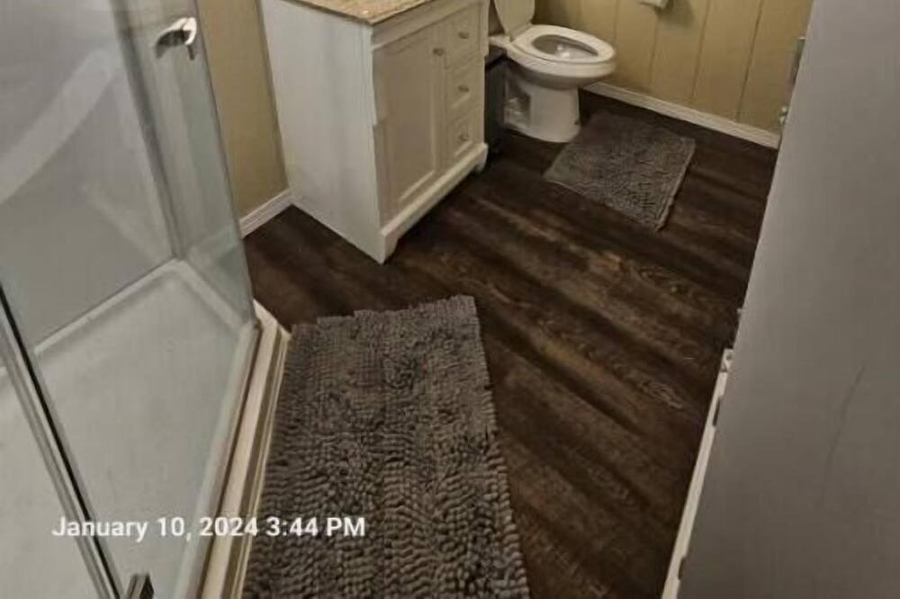 Photo of Bathroom in Hernando