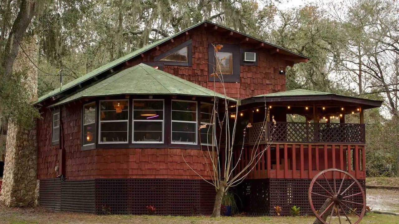 Photo of Outdoor in Ridge Manor