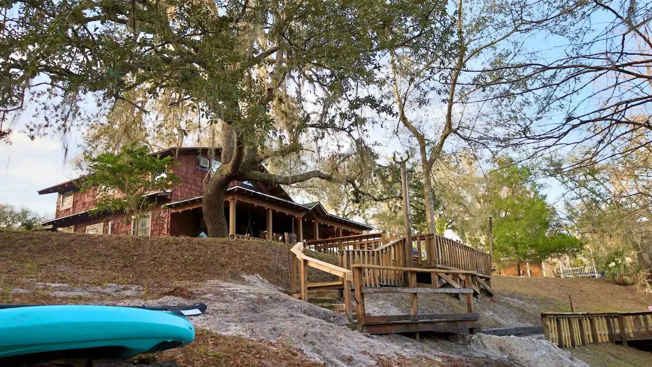 Photo of Outdoor in Ridge Manor