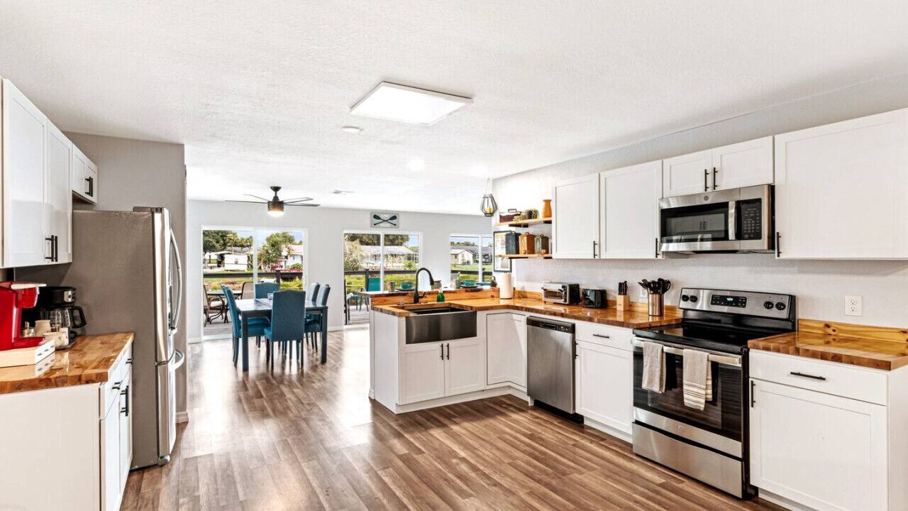 Photo of Kitchen in Crooked Lake Park