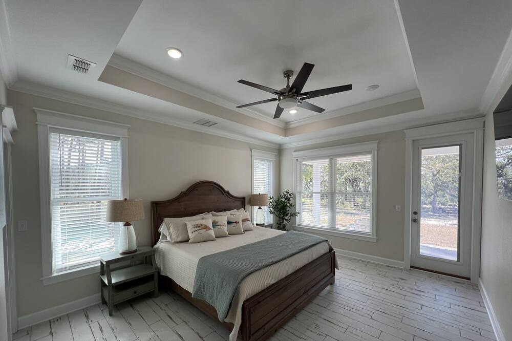 Photo of Bedroom in Panacea