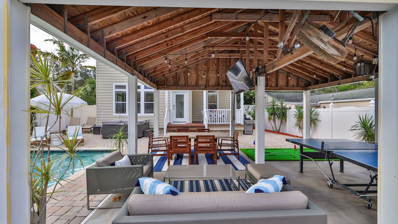 Photo of Patio Balcony in United Central