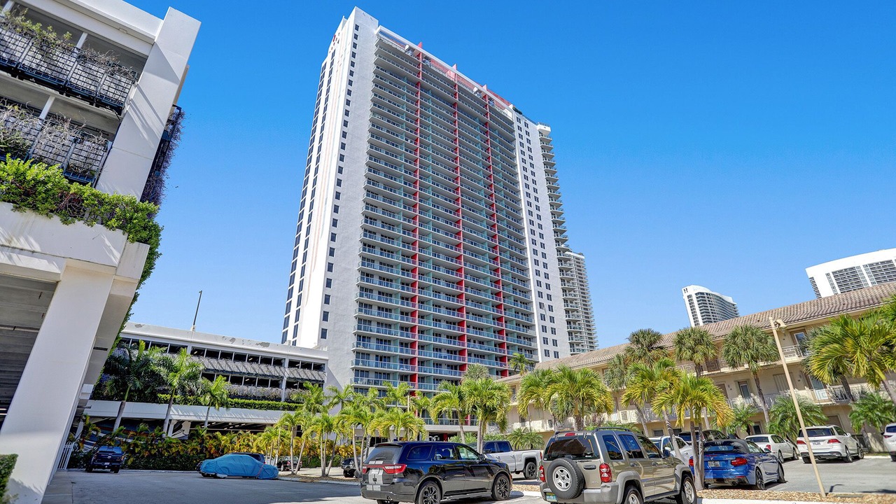 Photo of Outdoor in Hallandale Beach