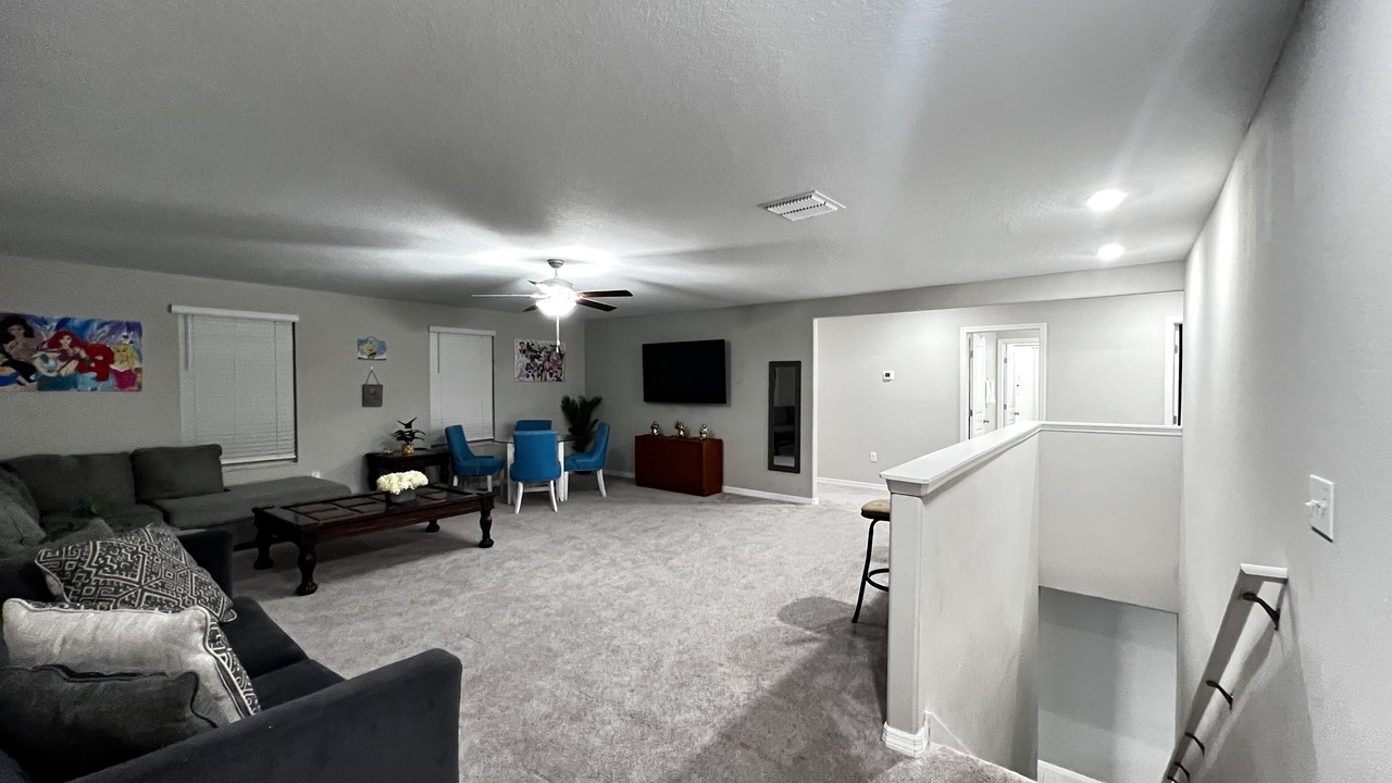 Photo of Livingroom in Plant City