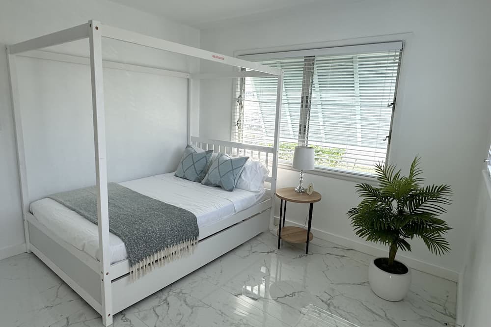 Photo of Bedroom in Parker Ridge