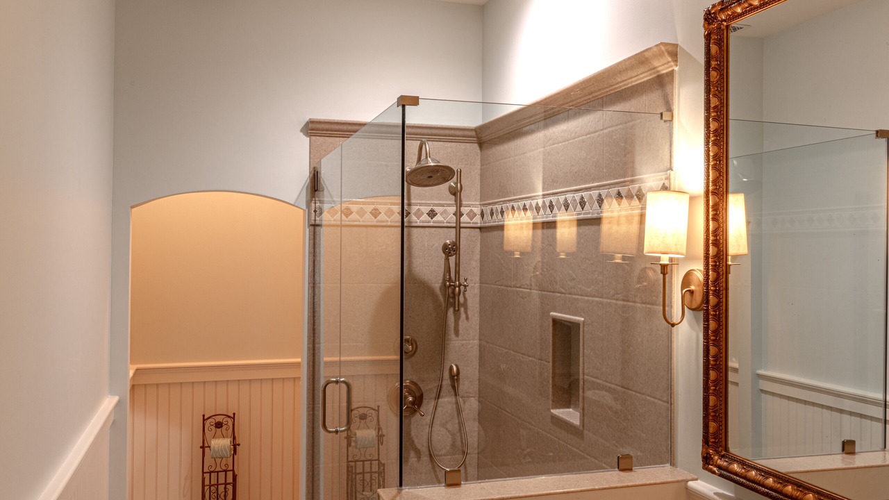 Photo of Bathroom in De Funiak Springs