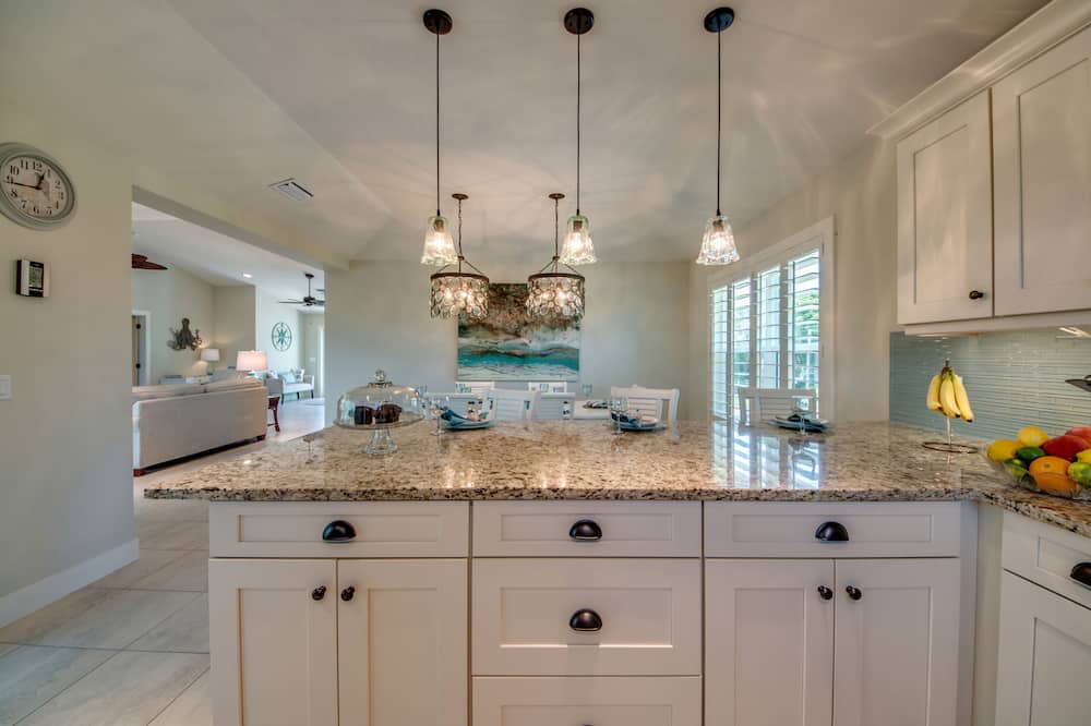 Photo of Kitchen in Beachview Country Club Estates
