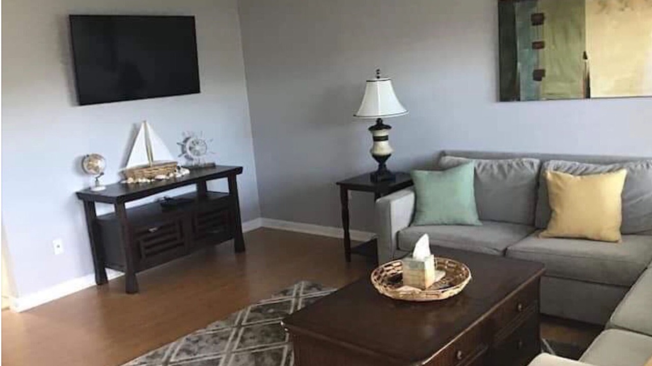 Photo of Livingroom in Palm River Estates