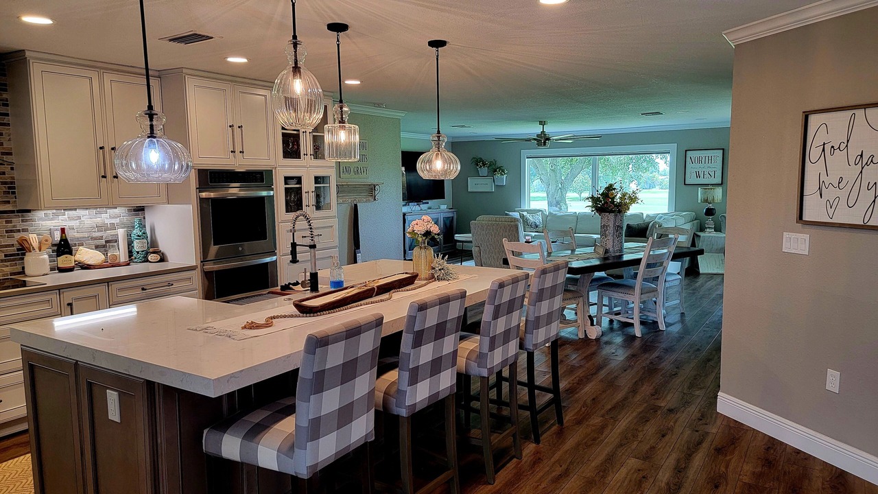 Photo of Kitchen in Avon Park