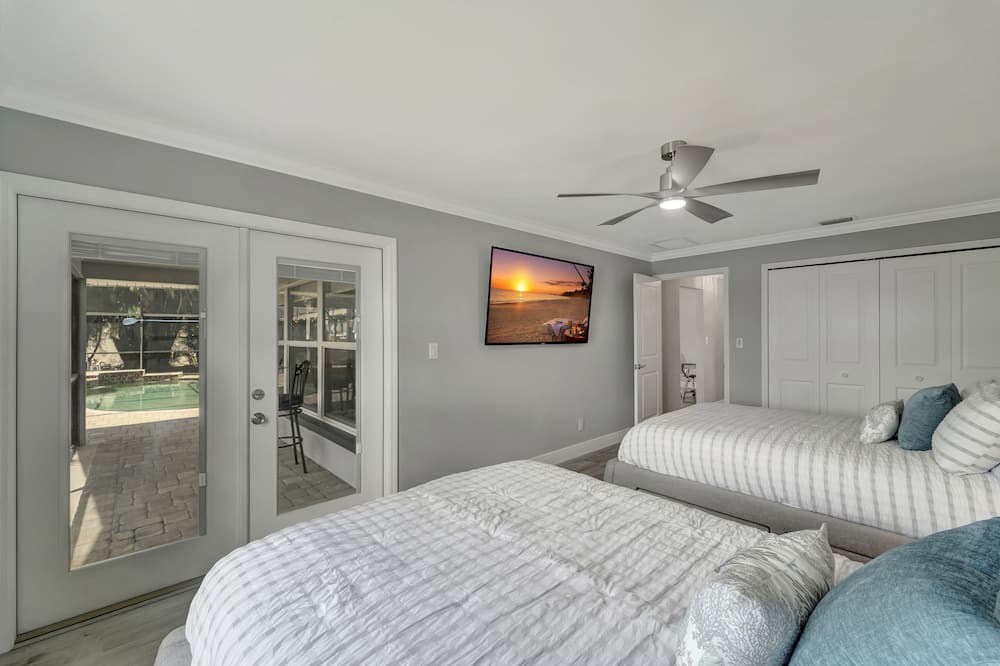 Photo of Bedroom in Fort Myers Shores