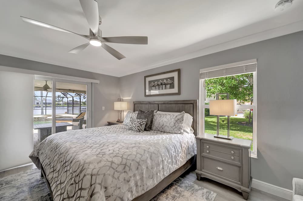 Photo of Bedroom in Fort Myers Shores