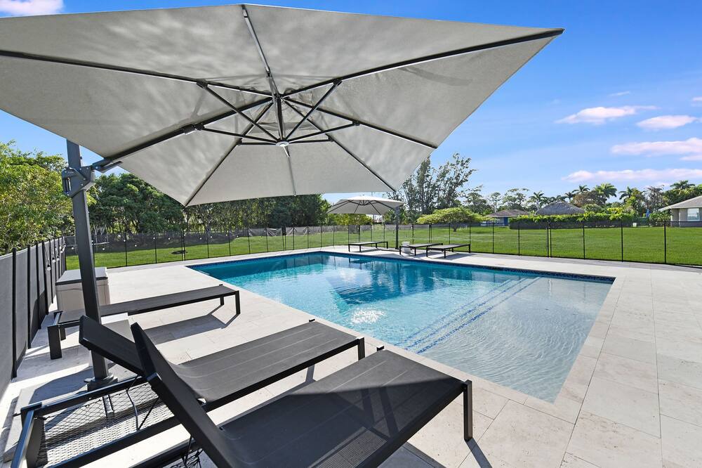 Photo of Outdoor in Lake Worth