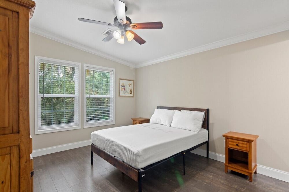Photo of Bedroom in Palm City