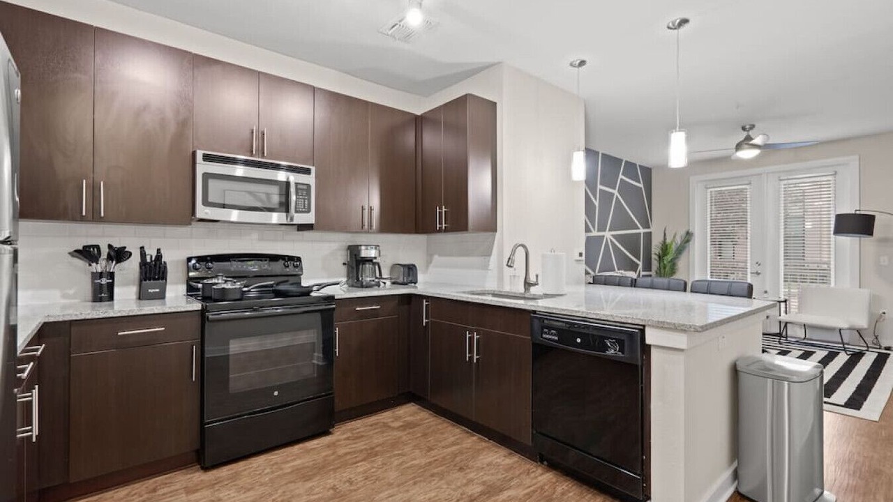 Photo of Kitchen in Courier City - Oscawana